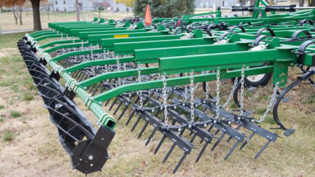 4-bar spike & hydraulic reel