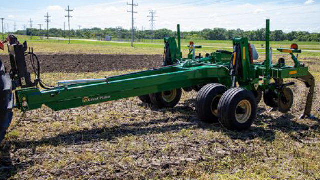 Optional sub-soiler hitch