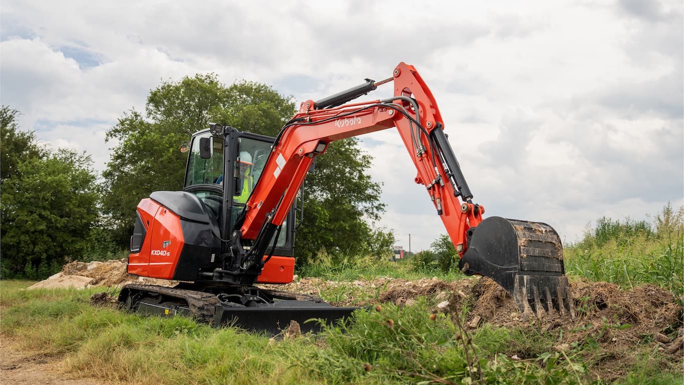 Work Faster with Increased Hydraulic Speed 