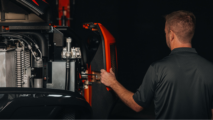 One-sided engine maintenance