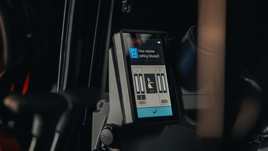 Adjustable auxiliary flow