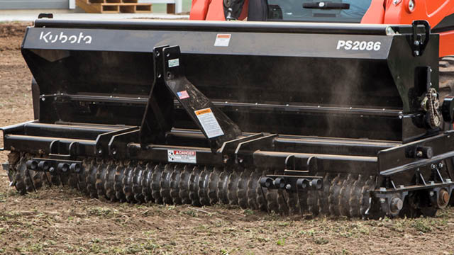 Floating packer wheels