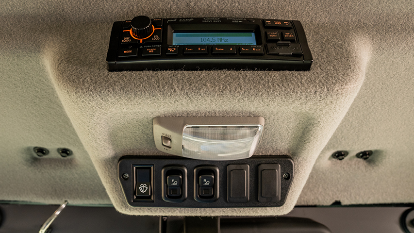 Strong, durable HDMP tires with steel rims