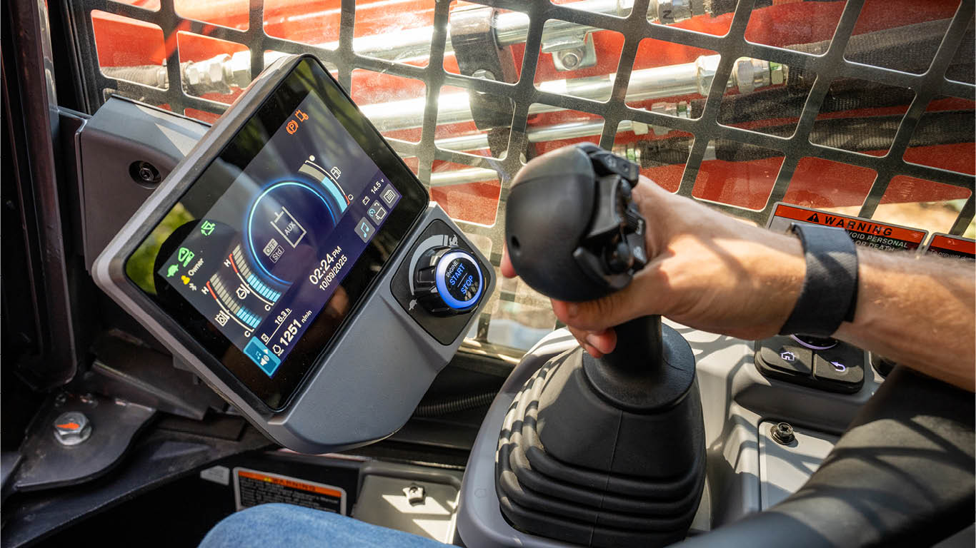 Premium 7” LCD monitor standard