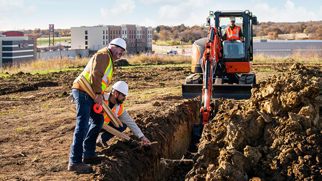 9500 lbs of bucket breakout force