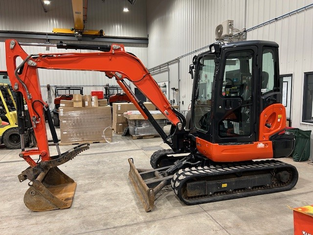 Kubota kx040