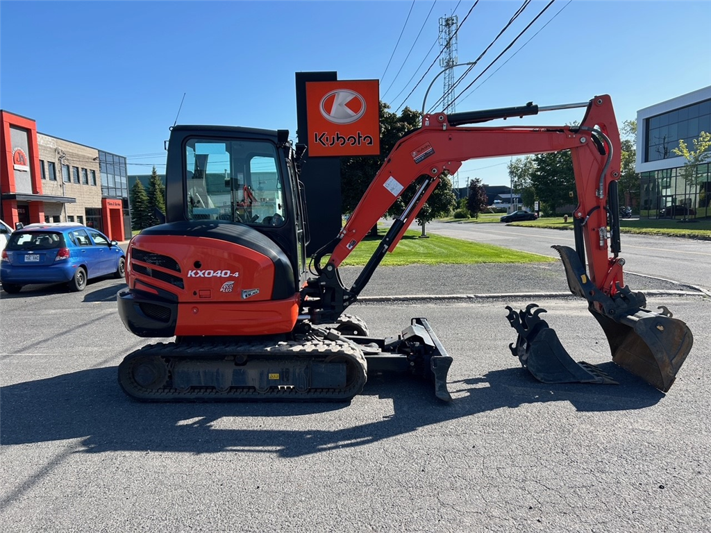 Kubota !KX040-4GTA
