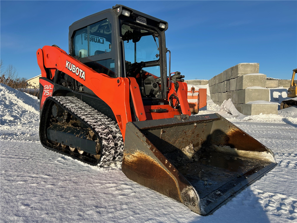 Kubota SVL75-2