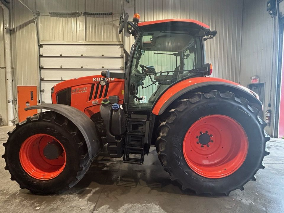 Kubota M7-131 KVT