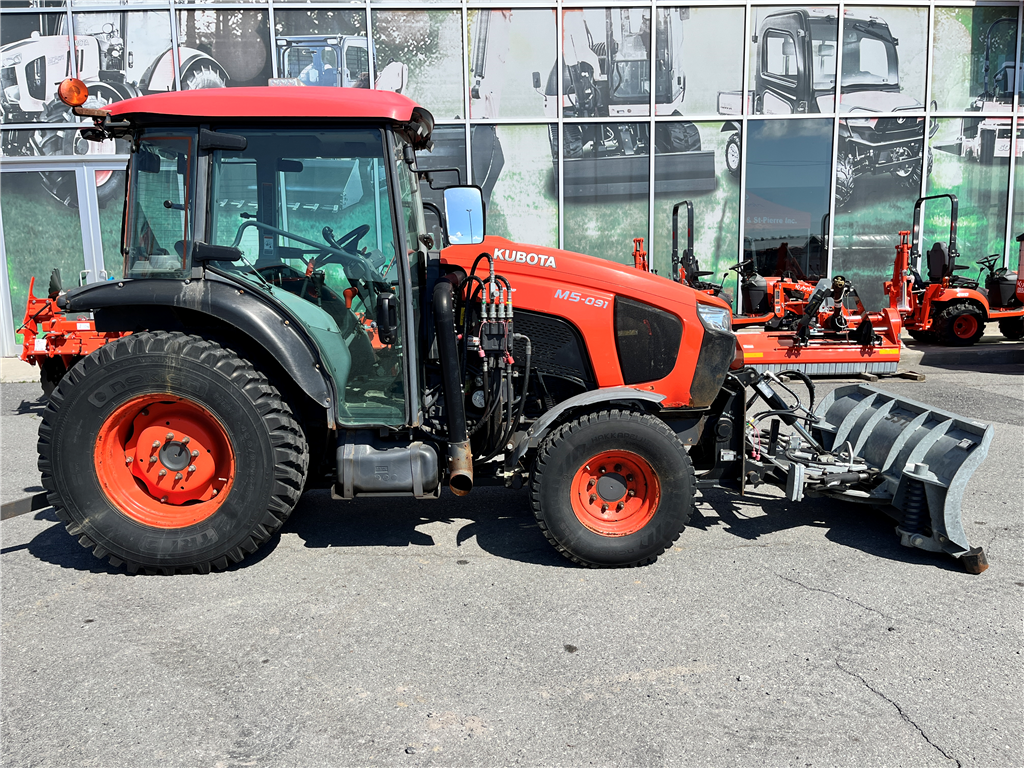 Kubota M5-091HDCC24