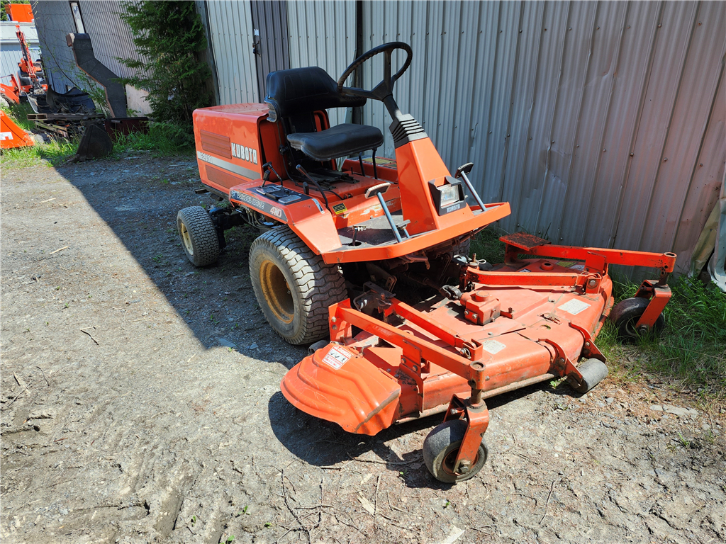 Kubota F2400