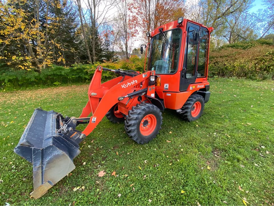 Kubota R430
